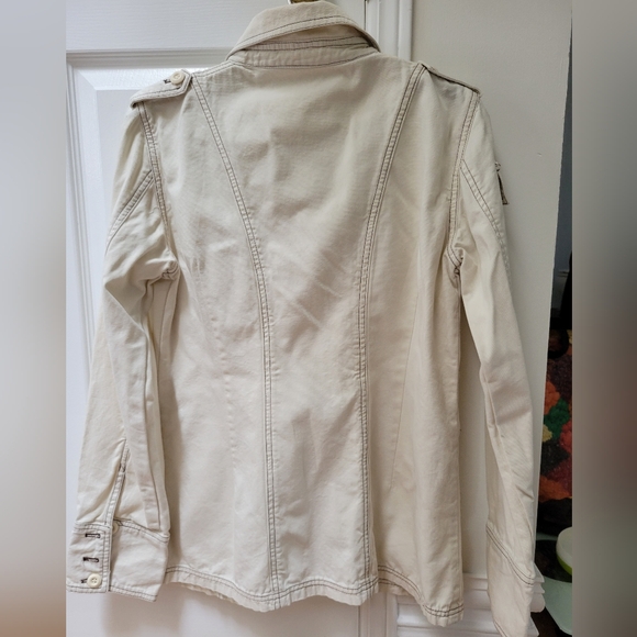 Jacket - Picture 3 of 3